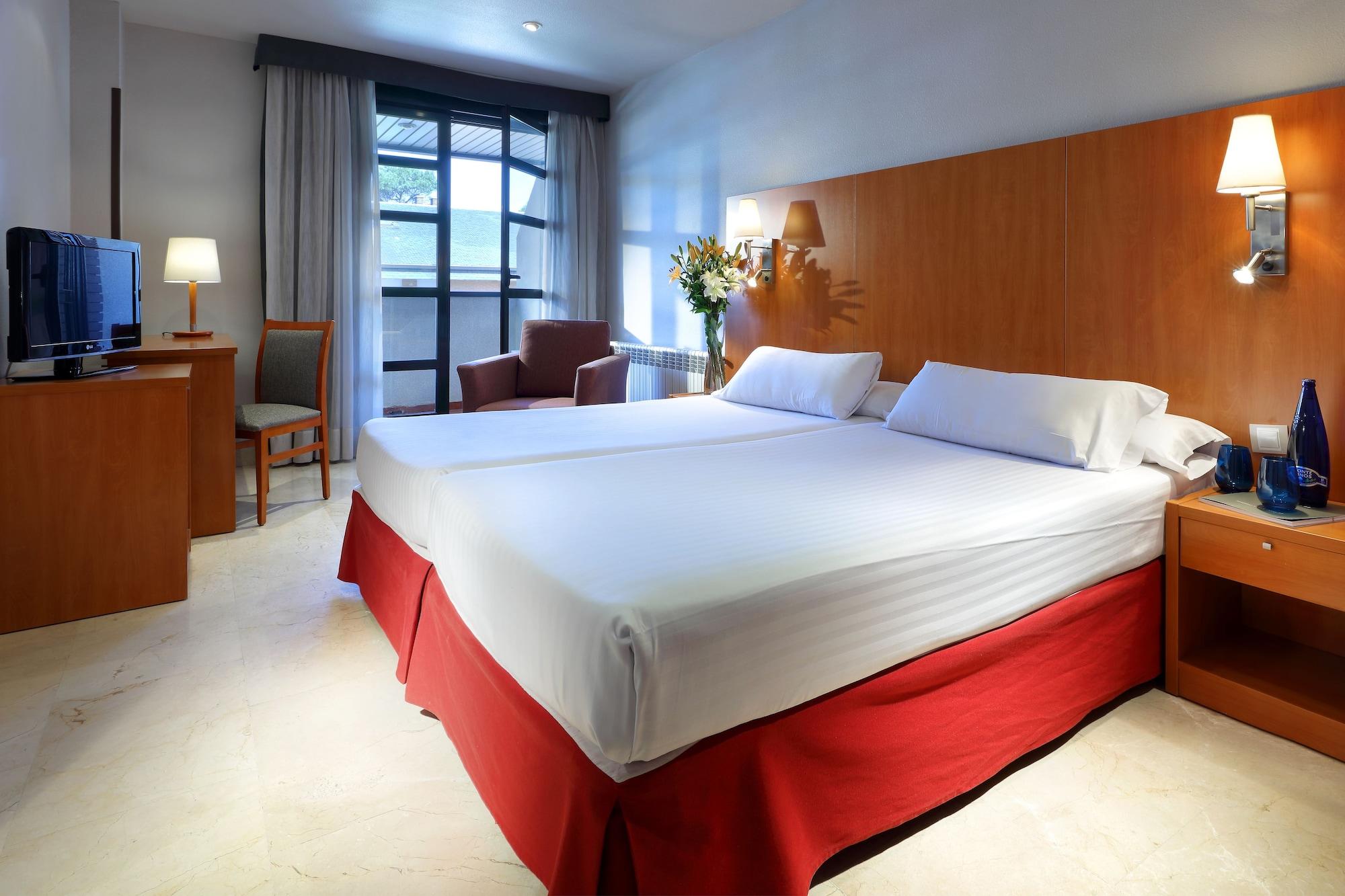 Exe Gran Hotel Almenar Las Rozas de Madrid Exterior foto