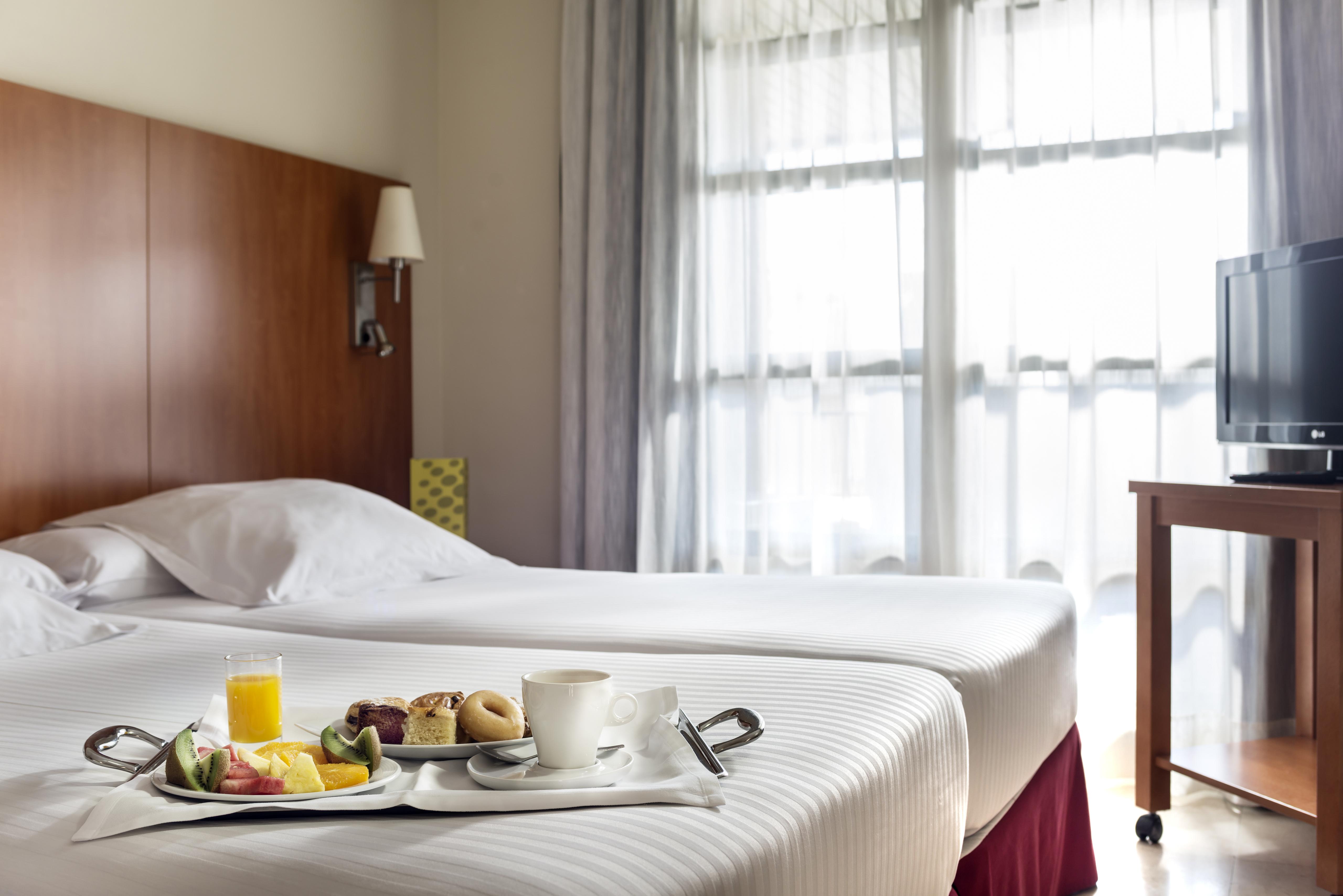 Exe Gran Hotel Almenar Las Rozas de Madrid Exterior foto